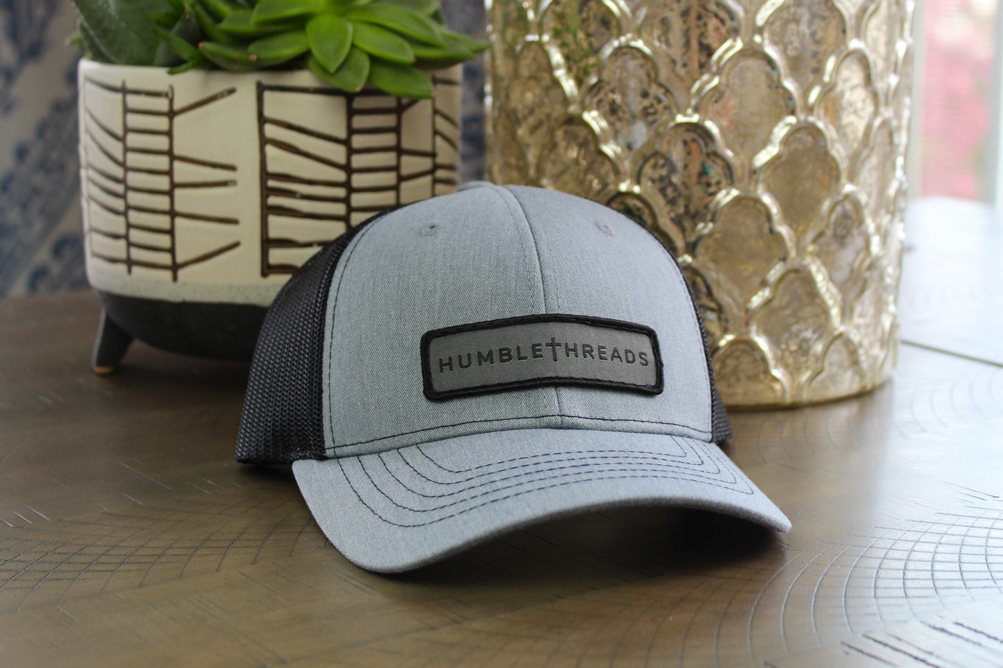 heather gray/black youth snapback hat with humble threads patch